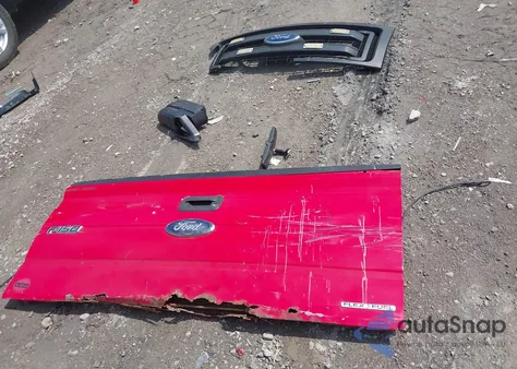 2013 Ford F-150 Xl z USA, uszkodzony, nr VIN 1FTMF1CM0DKF29267